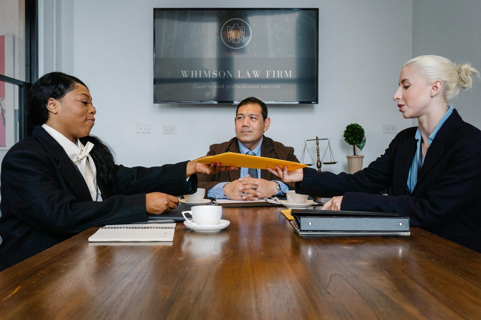 How to Make a Lateral Move as an Attorney